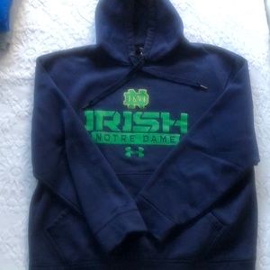 Men’s size M Under Armour Notre Dame hoodie
